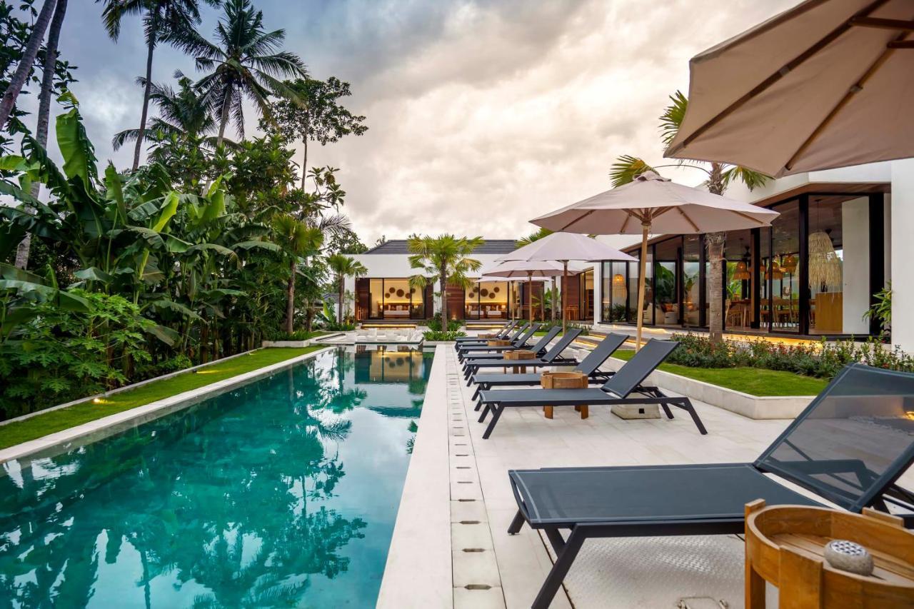 Villa Izia By Balisuperhost Убуд Екстер'єр фото